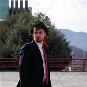 Insegnante per aiuto compiti, scuole medie e superiori, università